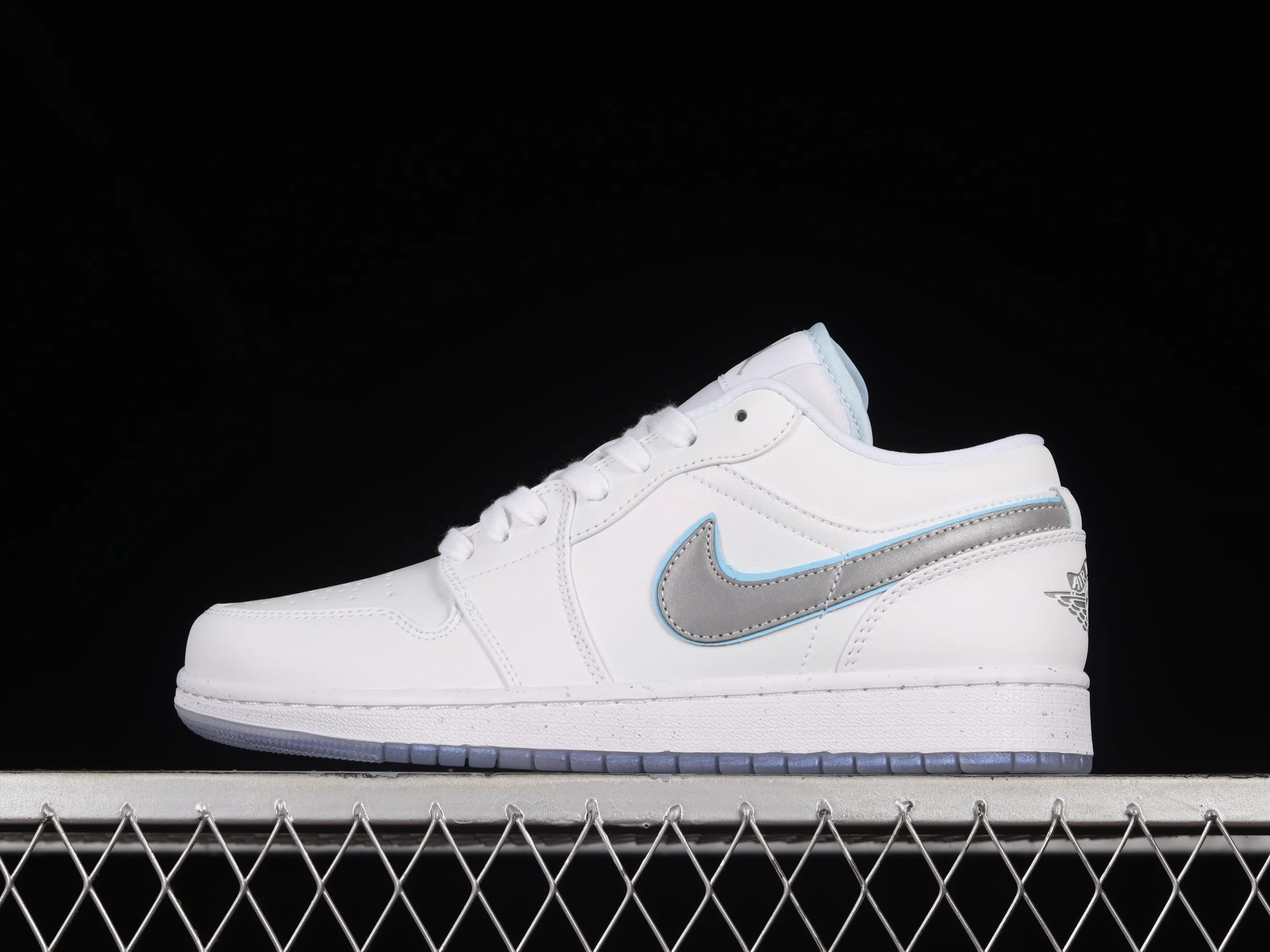 All categories Air Jordan Jordan series basketball shoes Air Jordan 1 Low Air Jordan 1 Low "Dare To Fly" AJ1 Joe 1 White Firefly low-top basketball shoes FB1871-101